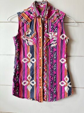 Wrangler Sleeveless Button-Up Blouse in Pink, Orange, Navy & White